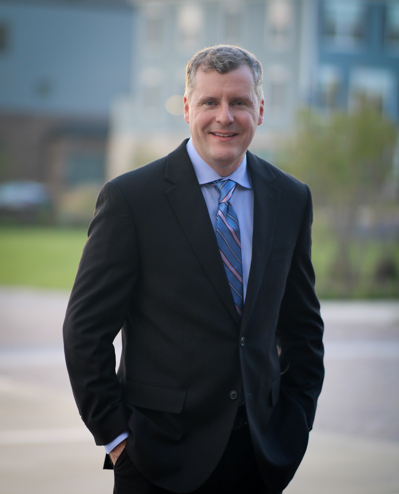 Robert D. Warr Jr., Founder and Principal Attorney